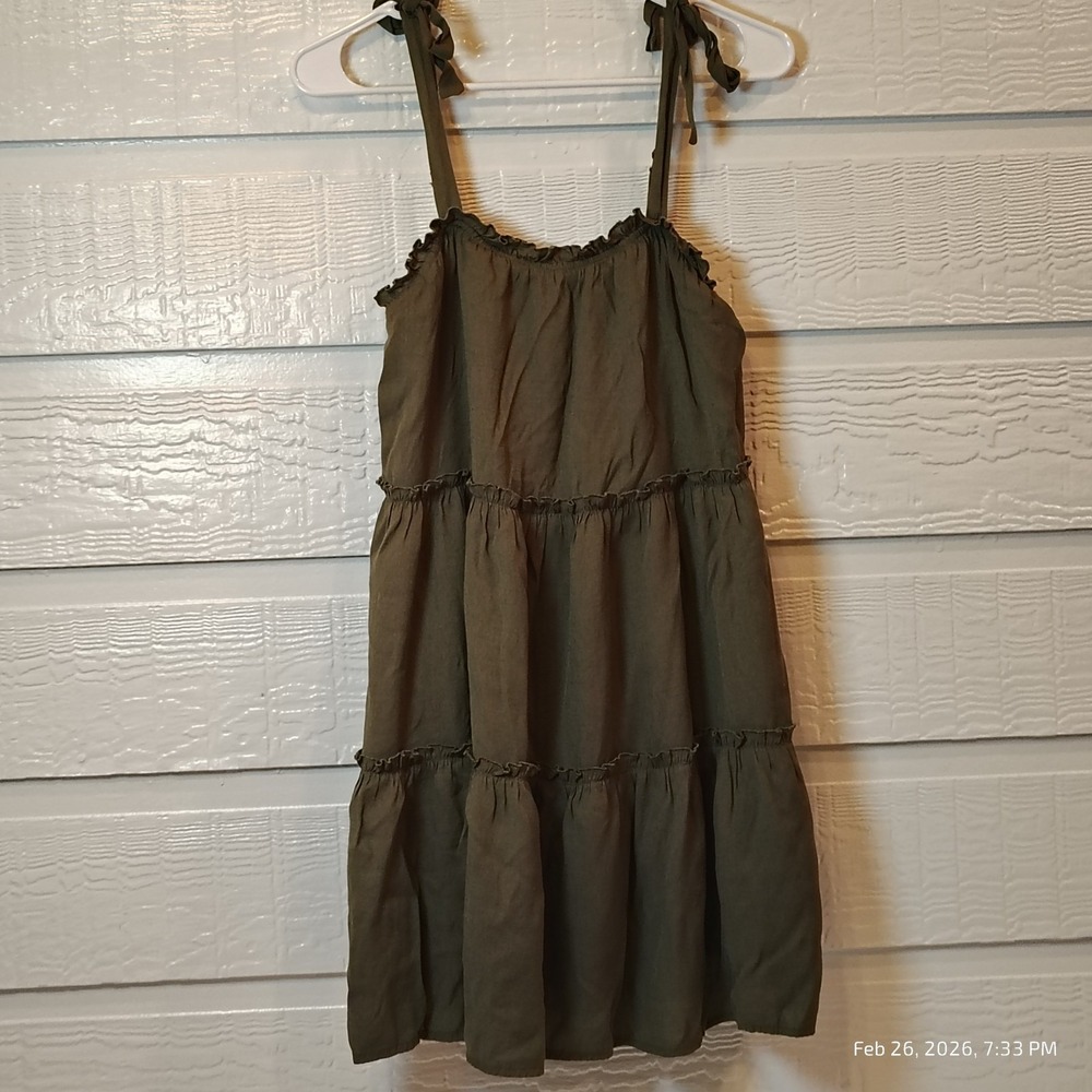 ALTAR'D STATE TIERED SUNDRESS WOMEN SZ MEDIUM GREEN SPAGHETTI TIE STRAP WHIMSY